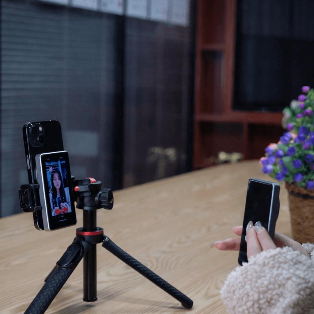 Magnetic Phone Screen Monitor